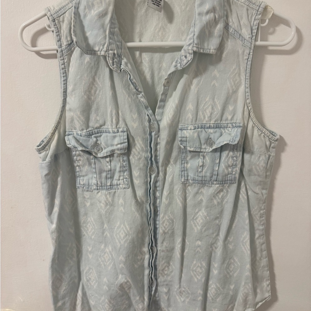 Prototype Sleeveless Chambray Button Up Double Pockets Size Medium